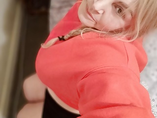 Shake that booty, flash that ass - Blonde BBW&rsquo;s big ass