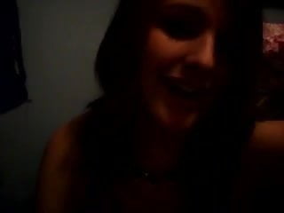 Nichole taking a sexy dump