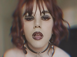 Goth Kaylith Crane masturbation