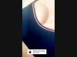  Heidi Klum - Bouncing Titties Workout