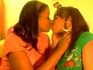 Black Girls Kissing