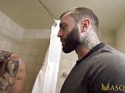 MASQULIN Tattooed Hunk Markus Kage Raw Breeds Andrew Green