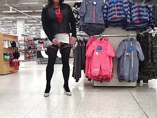 Crossdresser public exposure in supermarket