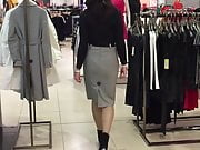 grey business skirt