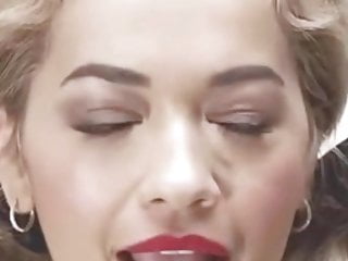 Rita Ora, Loop, Tongue, Ora