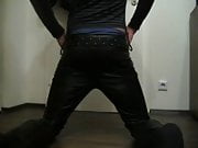 Showing Ass & Jerking off in Leather Pants 