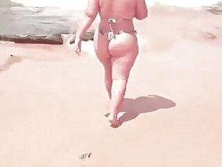 Paraguaya Sexy en la playa