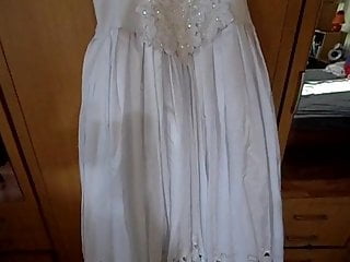 Awesome wedding dress...