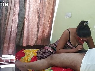 Desi girl hot blowjob for her classmate