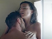 Emily Ratajkowski naked and sexy scenes