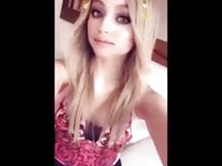 Hot karol Sevilla 