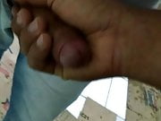 Pegando na pica do coroa magro PT1.