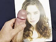 Cum tribute Anne Popplewell