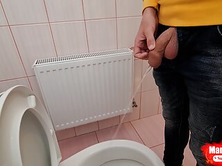Guy Pisses In A Public Toilet And Takes A Selfie