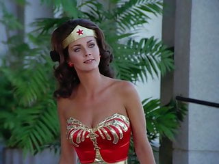 Lynda carter wonder woman s2...