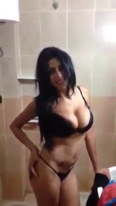 nude big butt teen latina girl