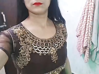 Soyi hui Step Sister Ko chod diya