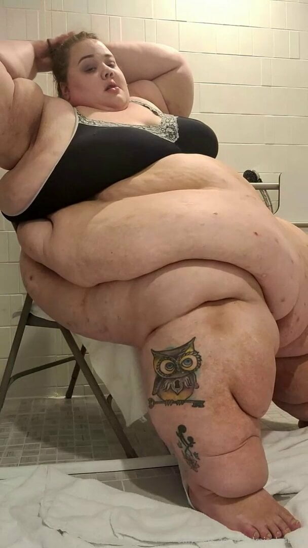 .Huge SSBBW showering.
