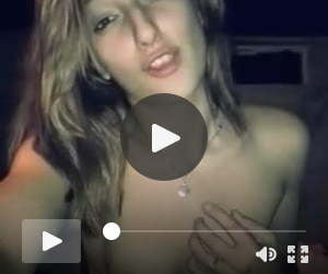 Pretty blonde teen 19 yo masturbation ON webcam