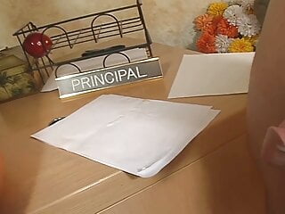 Blondine hat das erste mal Analsex - Bild 1