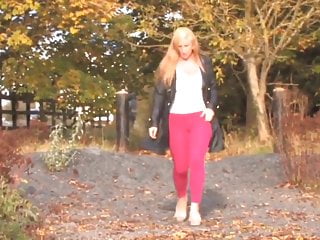 Tits Milf Hd Videos video: Blonde with massive tits Peeing Outside