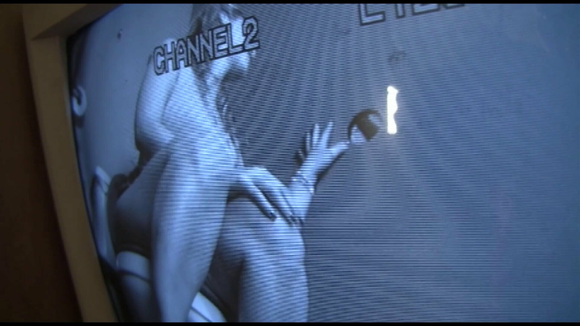 Impatient Masturbating Girlfriend Gets Huge Glory Hole Satisfying Gift