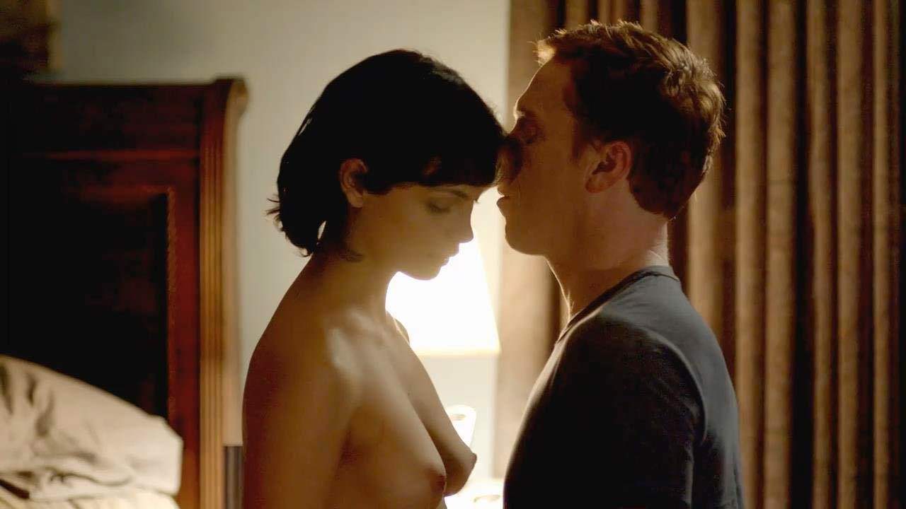 Morena baccarin nude in Athens