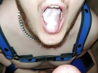 so much cum to swallow