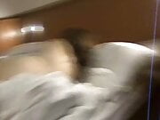 Geile Sau im Hotelzimmer Hardcore gefickt Sie schreit laut 