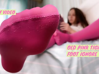 Pink tights foot ignore teaser