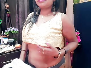 Indian Housewife Sexy Lady Show Part 25