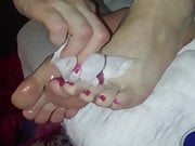 Cleaning the Cum off her Toes