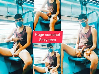 Desi teen cumshot in train public