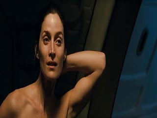 Carrie Anne Moss - Red Planet