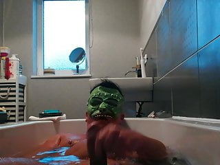 Bath Wank With Mask On