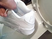 Pee new white Nike air max 90