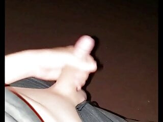 سکس گی خودارضایی در خارج از منزل عمومی شب استمناء در فضای باز hd videos handjob French (همجنسگرا) آماتور خروس بزرگ