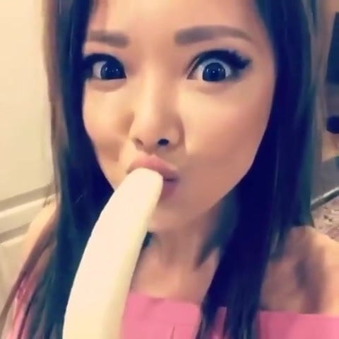 Banana girl deepthroat 