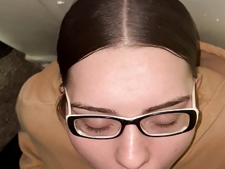  video: No gag throat fuck deep