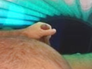 Hubby Jacking In Tanning Bed. Super Load