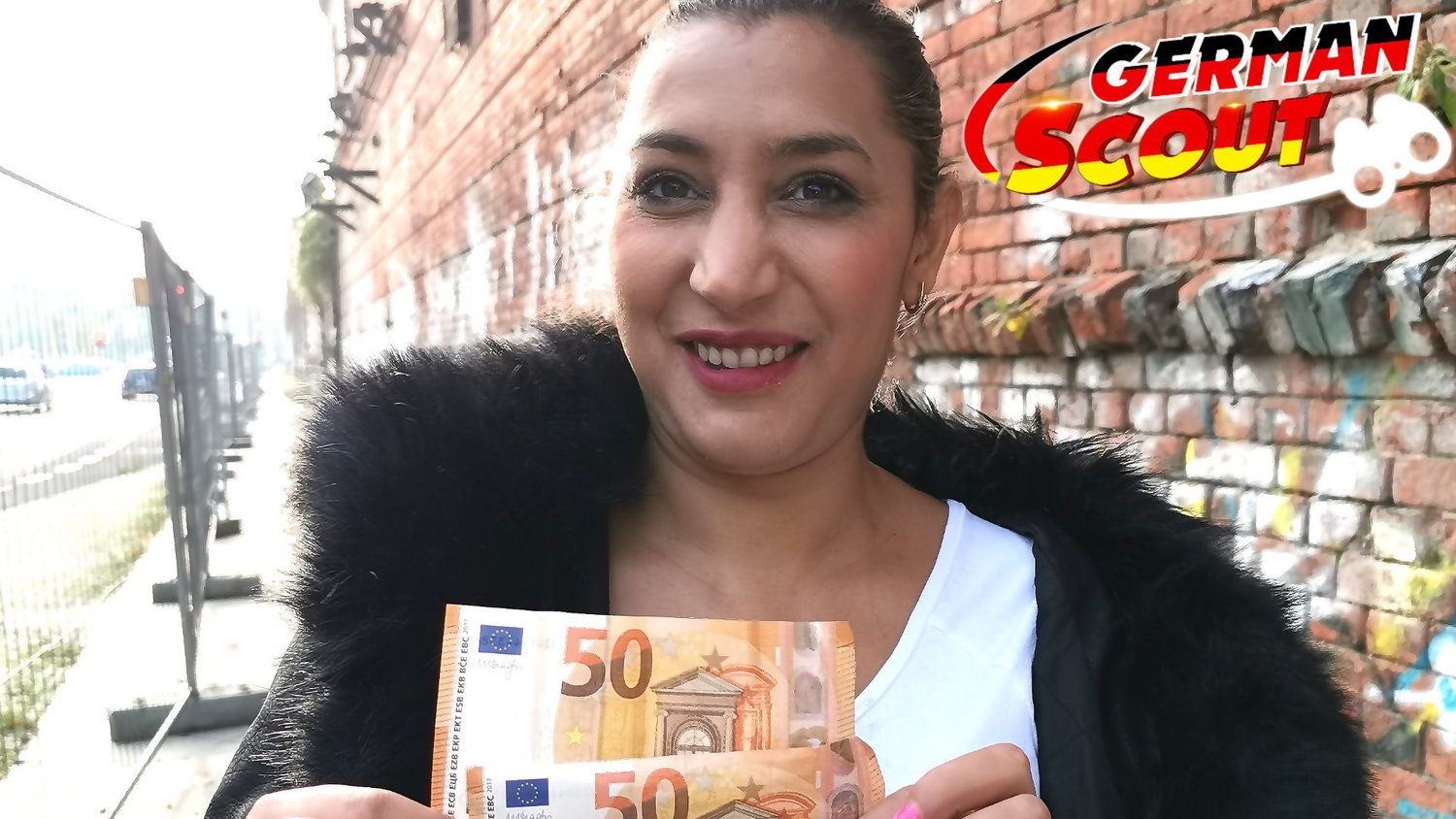German Scout: Milfka z Berlína šoustá za peníze