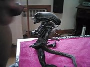 Cum On: Xenomorph