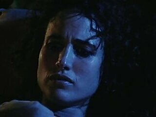 Andie MacDowell - &#039;&#039;Ruby Cairo&#039;&#039;