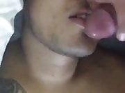 asian cums in his buddy's mouth (1'49'')