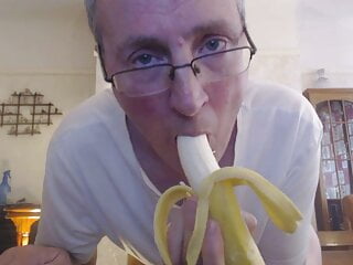Self fucking with banana then eating...