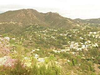 Ich lecke meien kleine Stiefschwester bis sie zittert