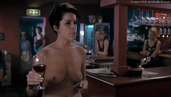 Campbell pic neve nude Neve Campbell
