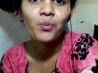 Chennai hot tamil girl kissing on videocall